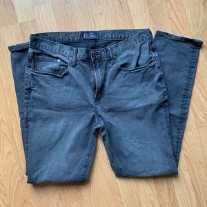 GAP 32x30 skinny jeans